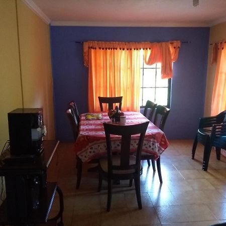 Posada Nativa Miss Casira San Andrés Екстериор снимка